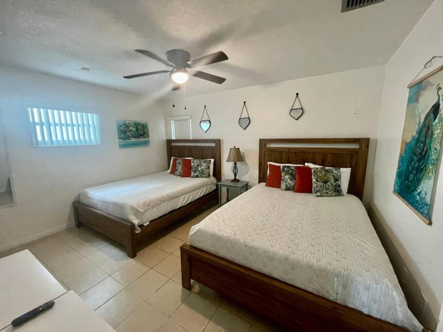Lakefront Duplex With Pontoon Boat 2 Bedroom Home مونت دورا المظهر الخارجي الصورة